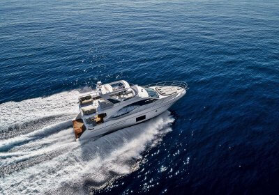 Azimut 55 1